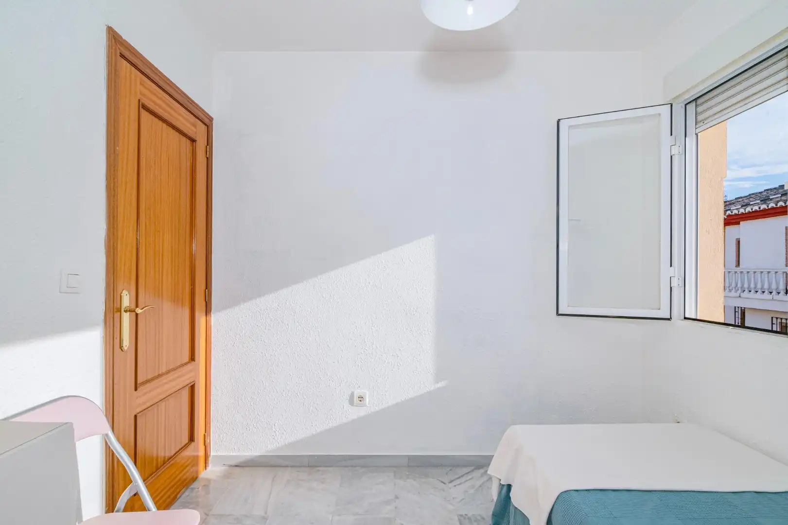 Adosado con terraza en venta en Híjar, imagen 14