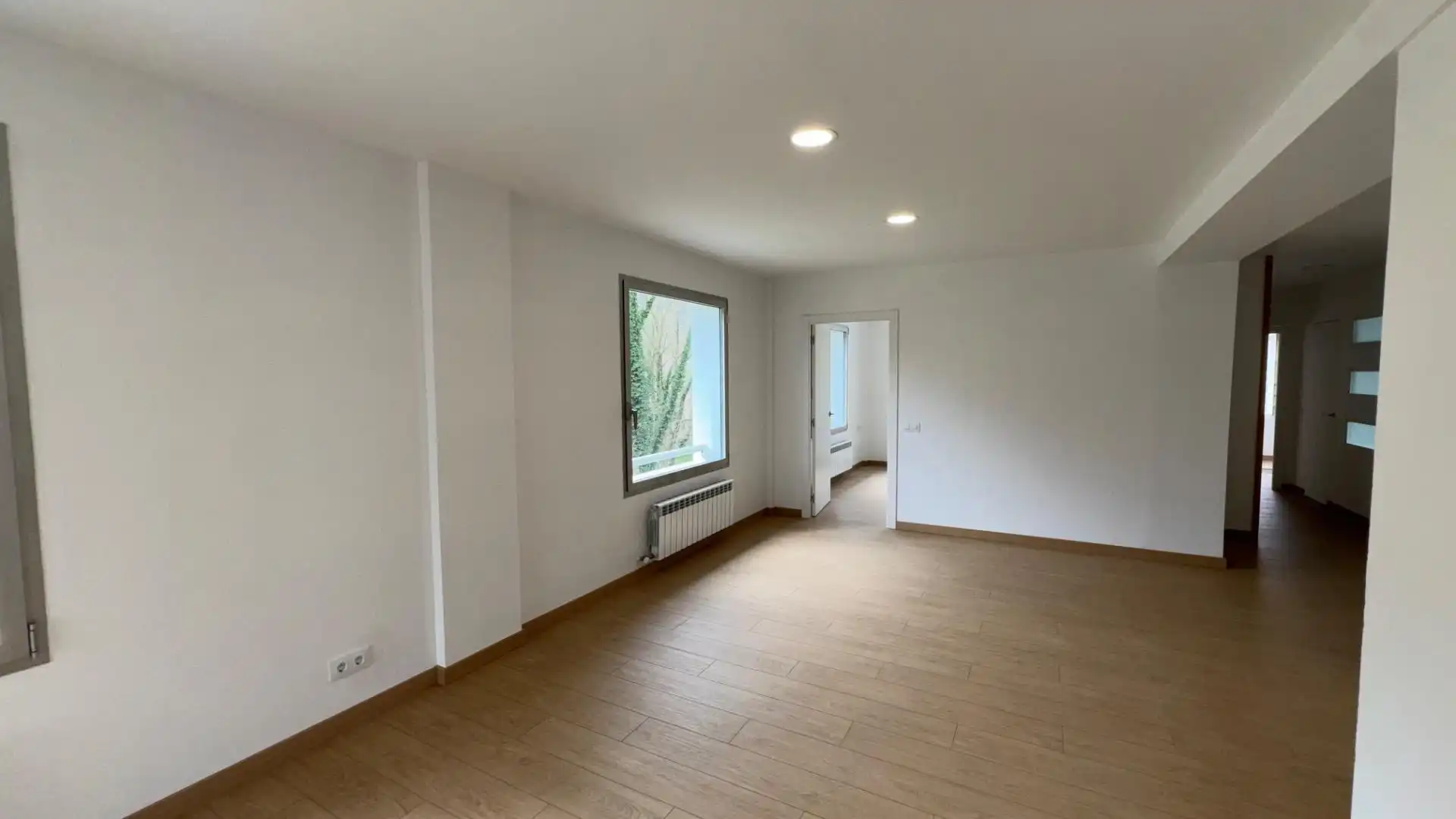 Habitación de Casa o chalet en venta en Sant Feliu de Pallerols con Parquet