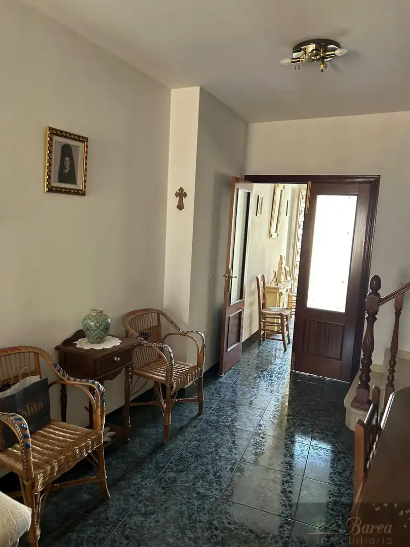 Casa con terraza en venta en Rute, imagen 2