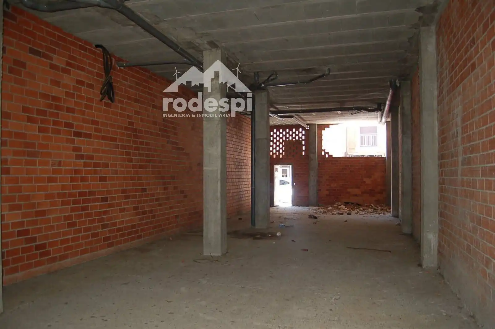 Local comercial en venda a Ponteareas, imagen 2