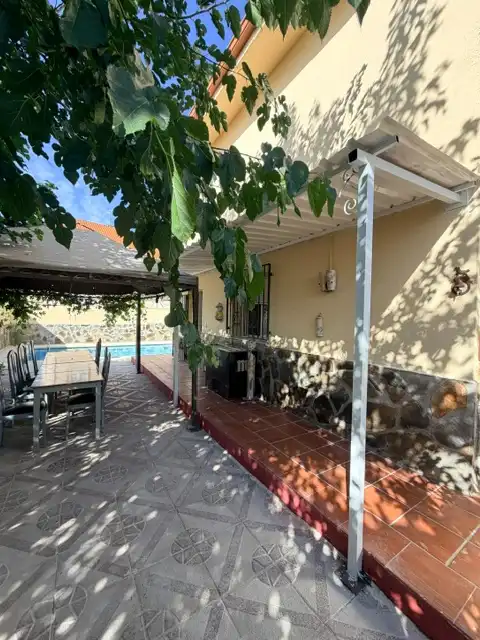 Terraza de Casa o chalet en venta en Las Ventas de Retamosa con Aire acondicionado, Calefacción y Jardín privado