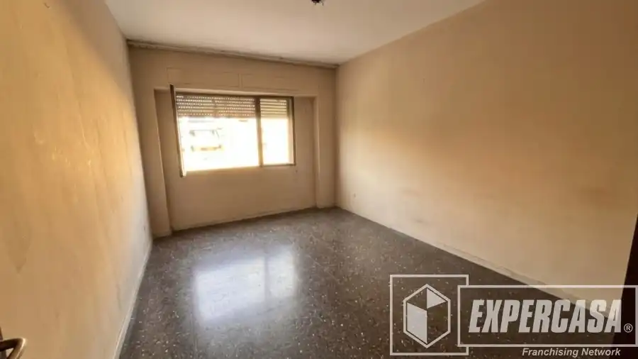 Bedroom of Flat for sale in Quatre Carreres