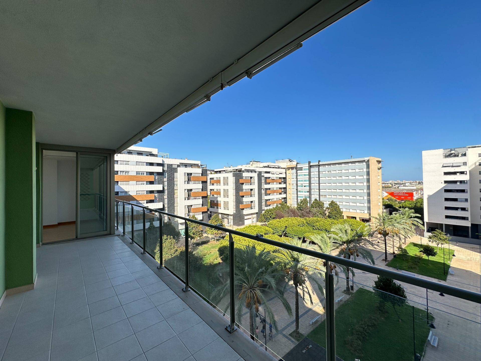 Vista exterior de Pis en venda en Castellón de la Plana / Castelló de la Plana amb Calefacció, Terrassa i Traster