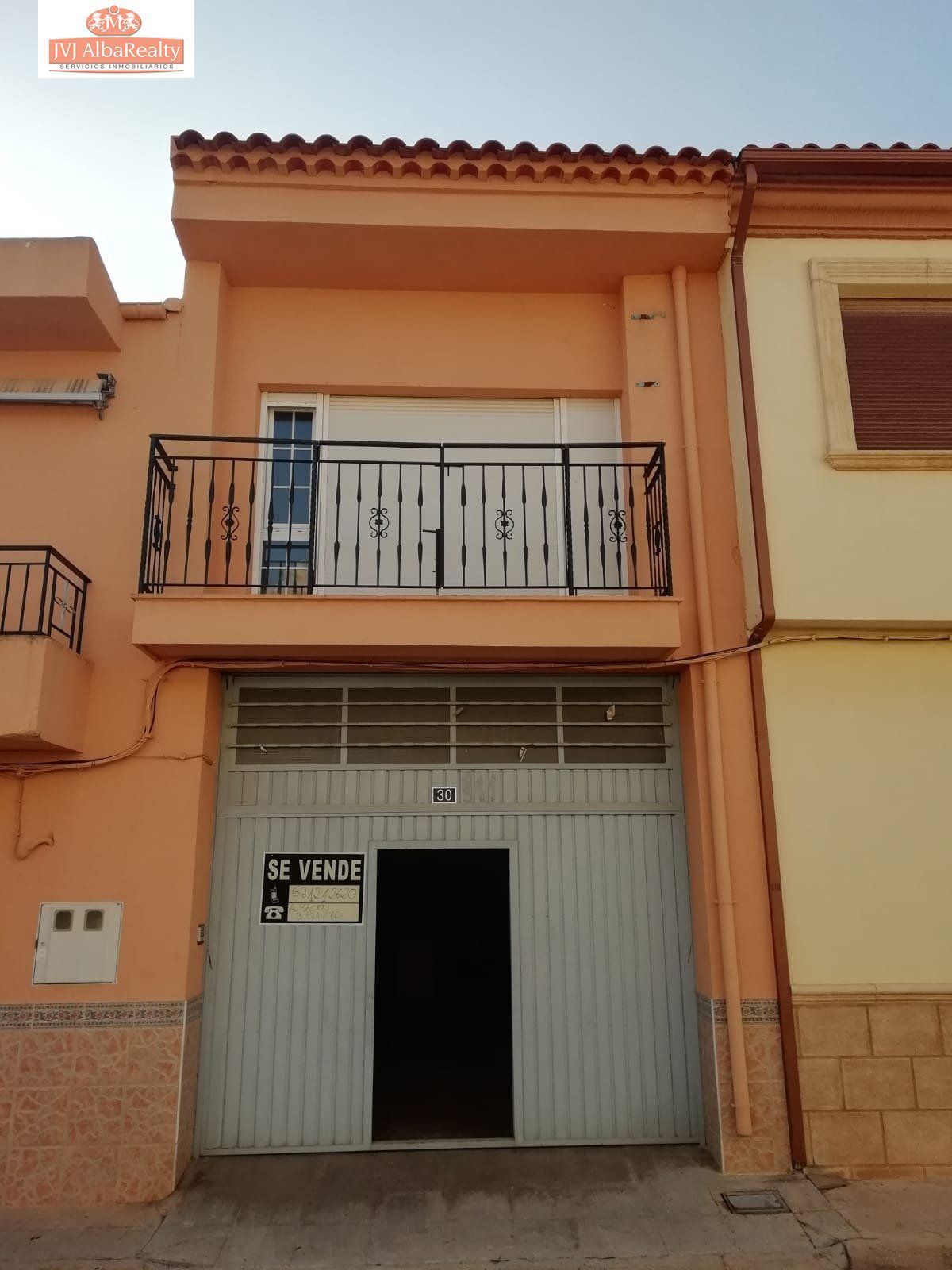 Vista exterior de Local en venda en Madrigueras