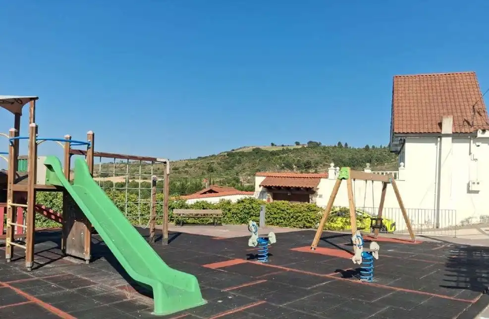Terrace of Houses for sale in Legarda  with Air Conditioner, Heating and Private garden