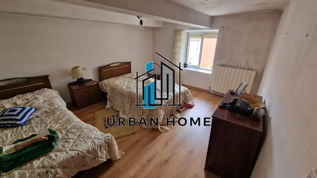 Habitación de Casa o chalet en venta en Cimanes del Tejar con Calefacción y Jardín privado