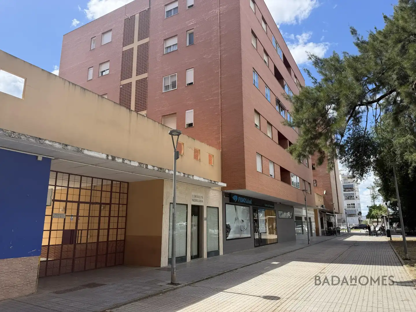 Vista exterior de Piso de alquiler en Badajoz con Aire acondicionado, Jardín privado y Terraza