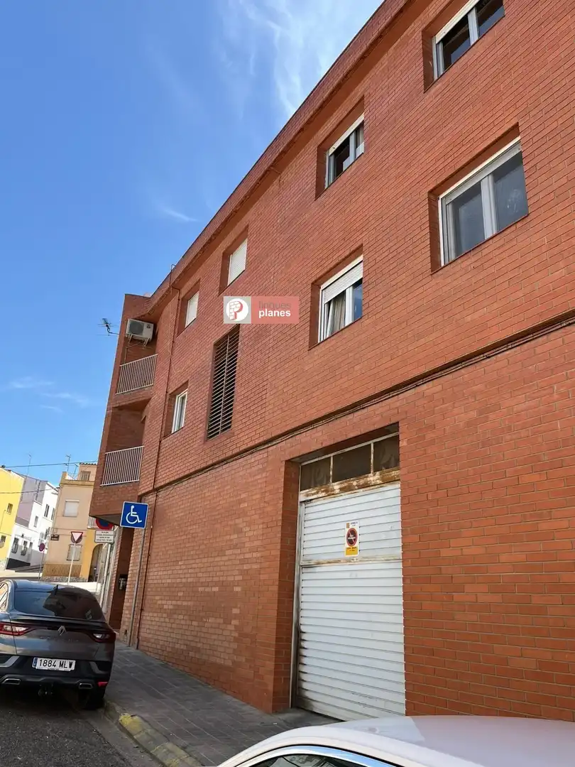 Exterior view of Apartments for sale in Lleida  with Heating