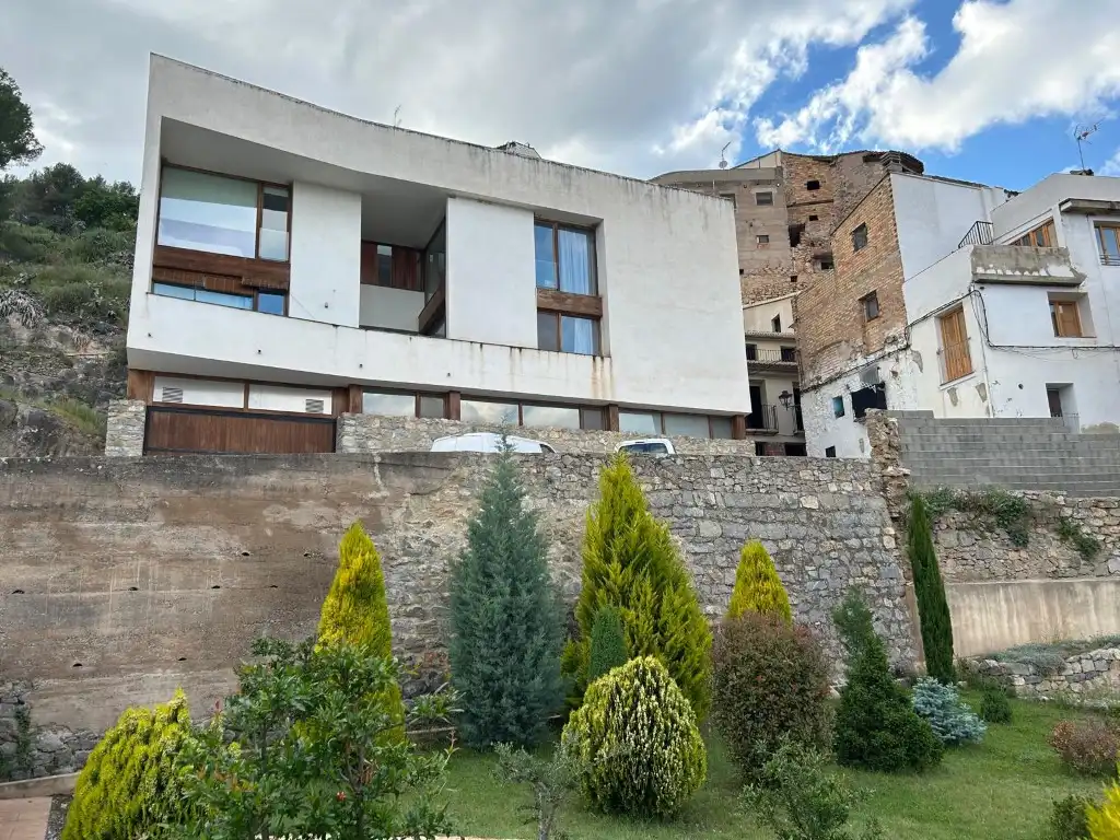 Vista exterior de Local en venta en Jérica