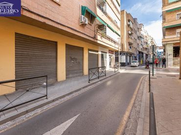 Local comercial en venda a Calle POLO Y CAÑA