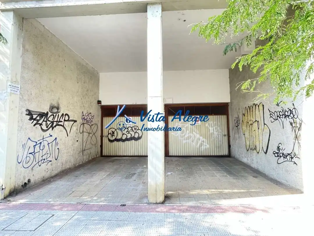 Garage for rent in Calle Hermanos Paternina García-Cid, Haro