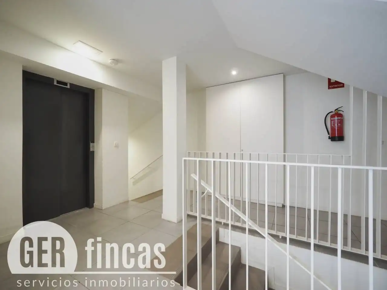 Flat with lift for sale in Calle Segòvia, imagen 35
