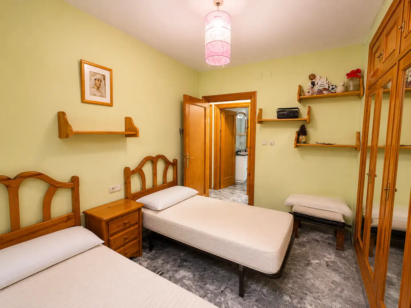 Habitación de Finca rústica en venta en Víznar con Jardín privado, Terraza y Trastero