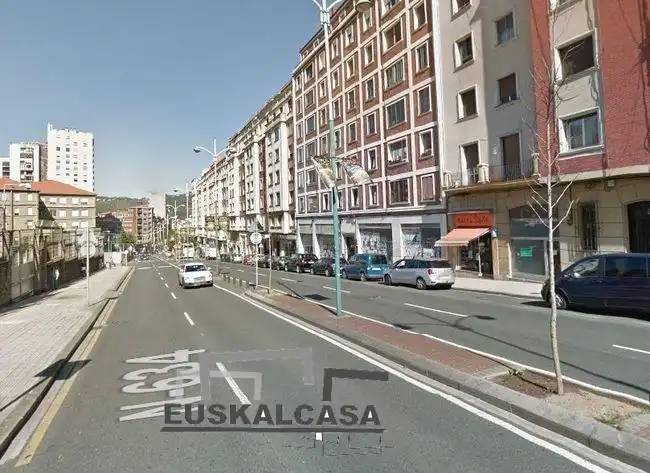 Exterior view of Flat for sale in Ibaiondo