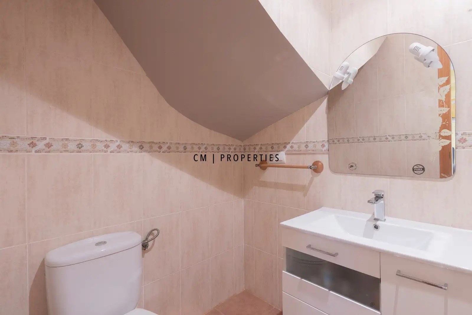 Bathroom of Detached homes for sale in Sagunto / Sagunt  with Air Conditioner, Terrace and Oven