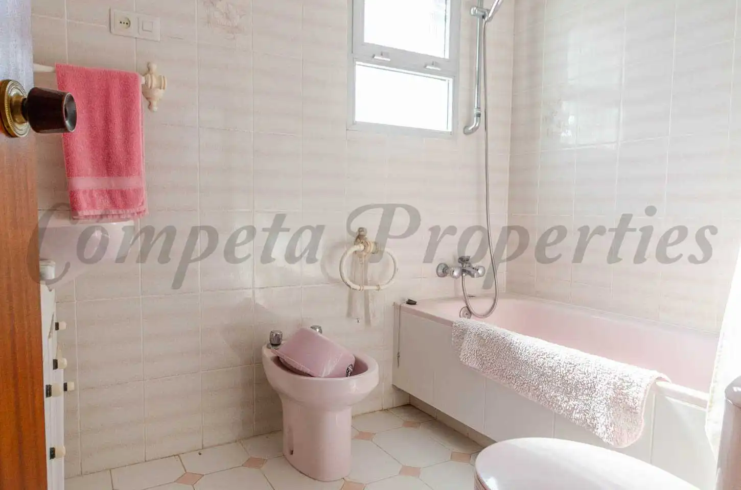 Casa rústica con terraza en venta en Comares, imagen 6