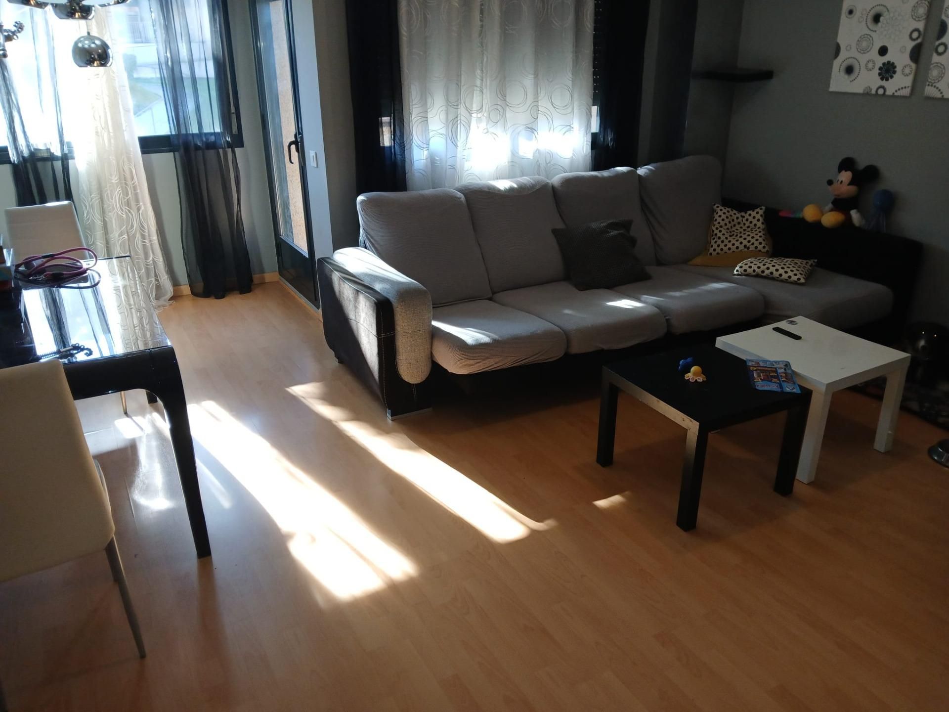 Living room of Flat for sale in Cáceres Capital  with Air Conditioner, Heating and Private garden