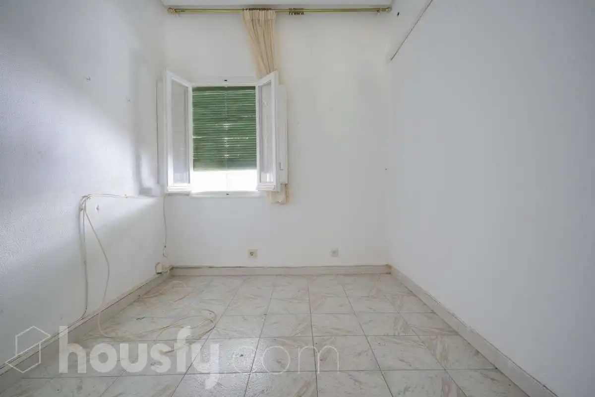Bedroom of Houses for sale in Madrid  with Air Conditioner, Heating and Terrace