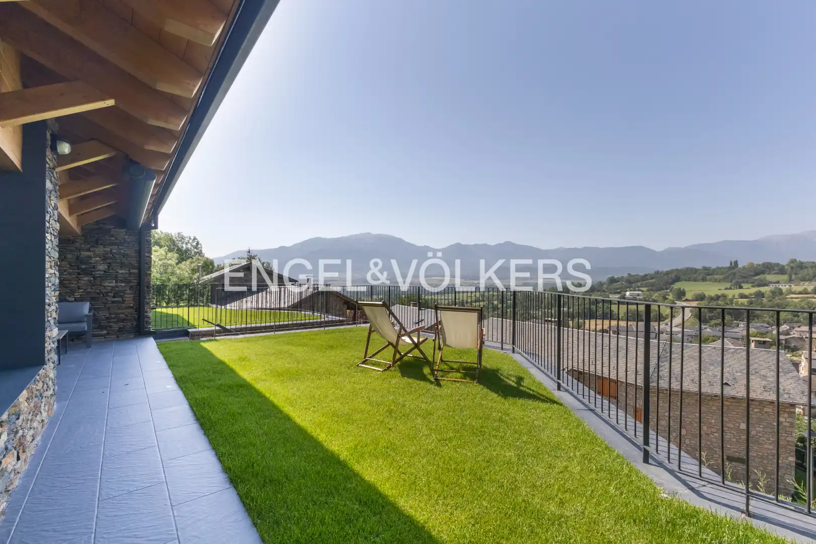 Terrassa de Casa o xalet en venda en Ger amb Calefacció, Jardí privat i Parquet