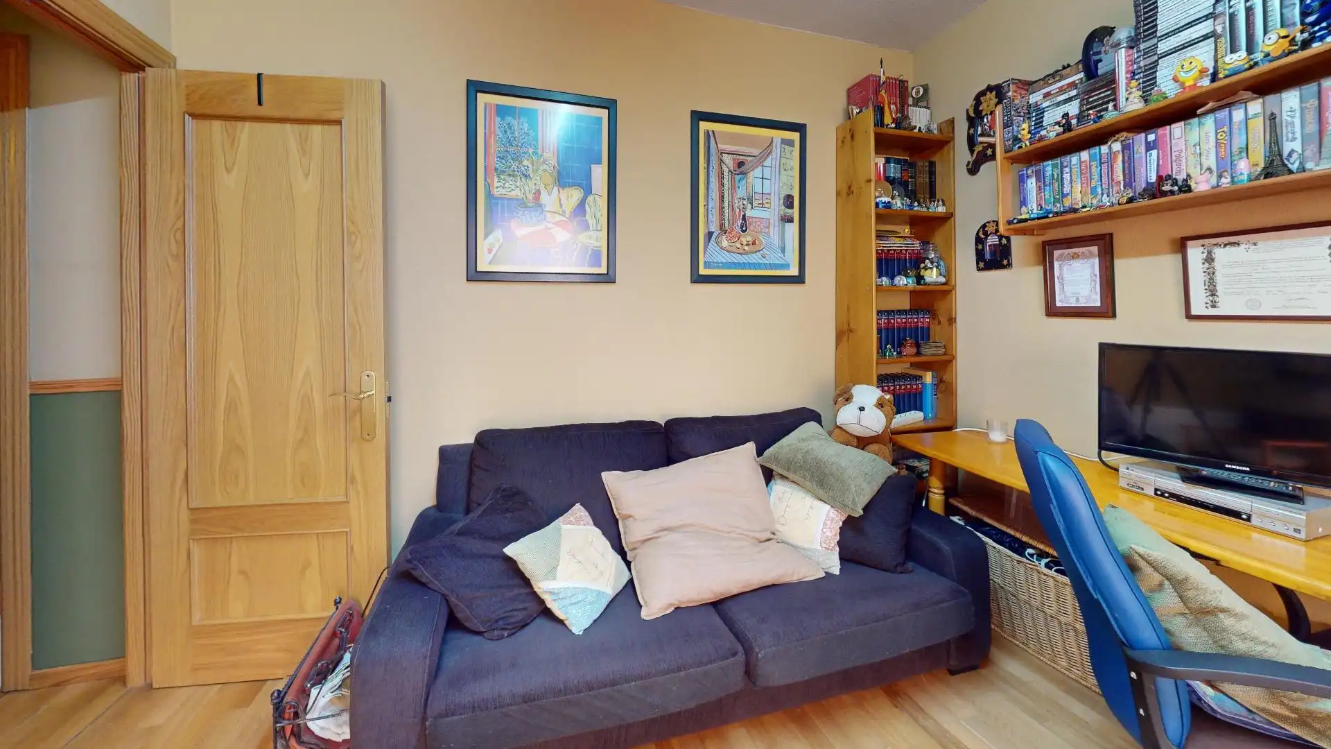 Living room of Attic for sale in Alcalá de Henares  with Air Conditioner, Heating and Terrace
