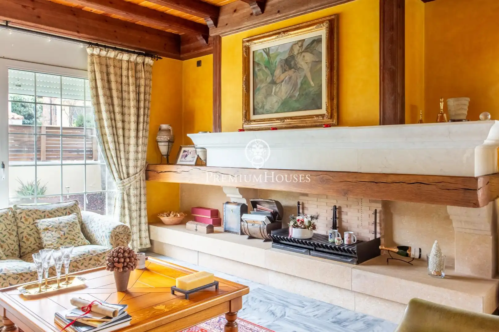 Sala d'estar de Casa o xalet en venda en Mataró amb Calefacció, Jardí privat i Parquet