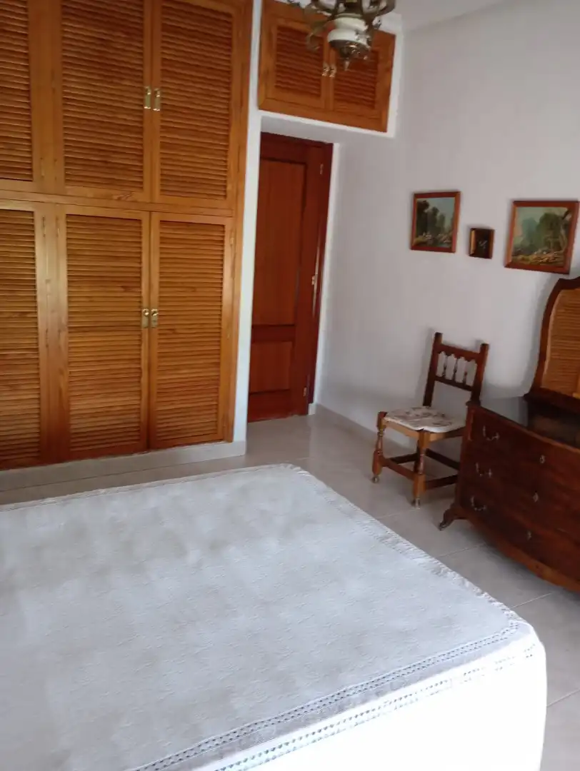 Schlafzimmer von Haus oder Chalet zum Verkauf in Linares mit Klimaanlage, Heizung und Terrasse