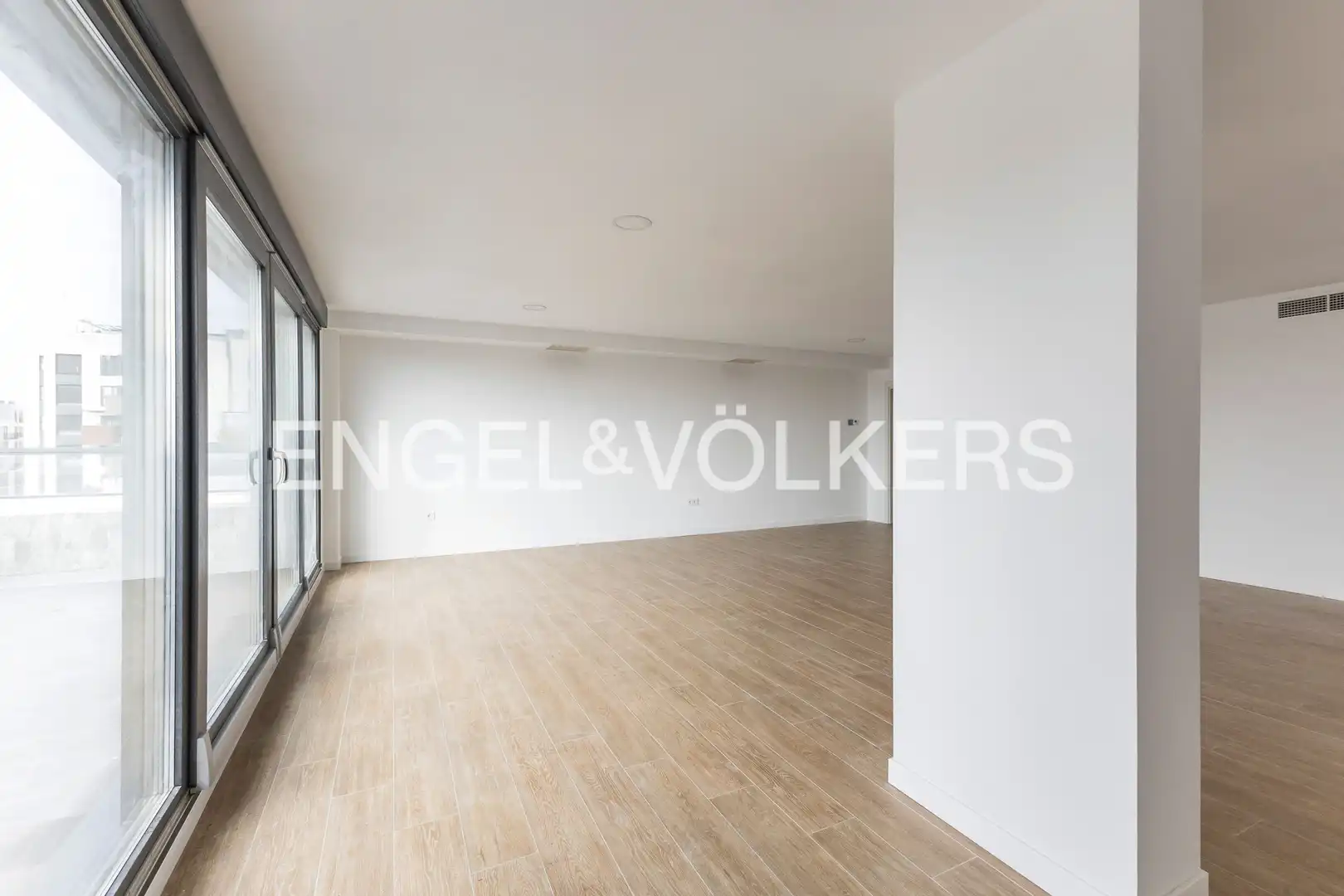 Flat for rent in Madrid  with Air Conditioner, Heating and Terrace
