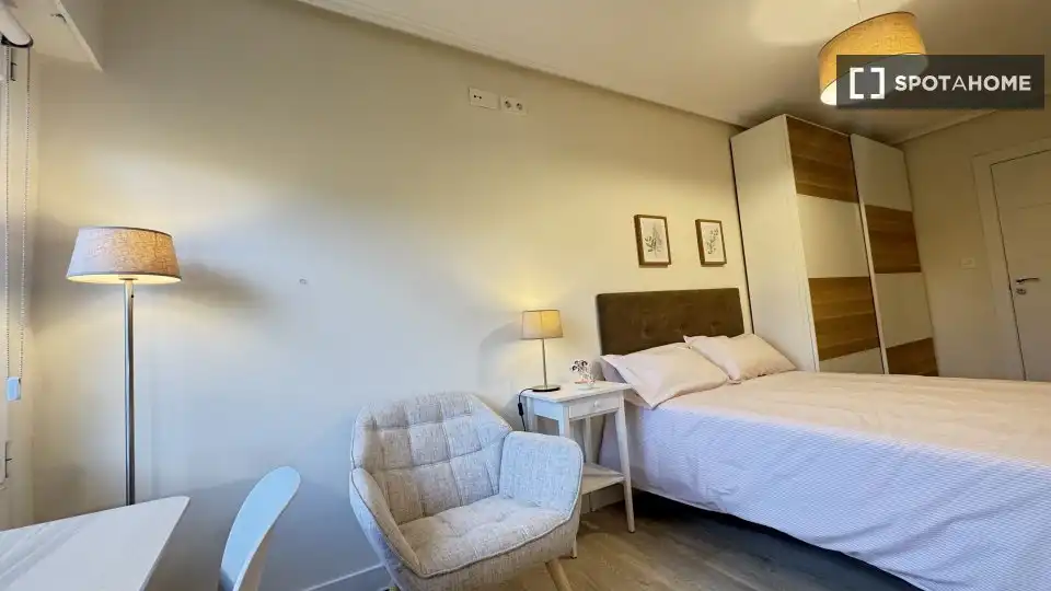 Room in La Peña