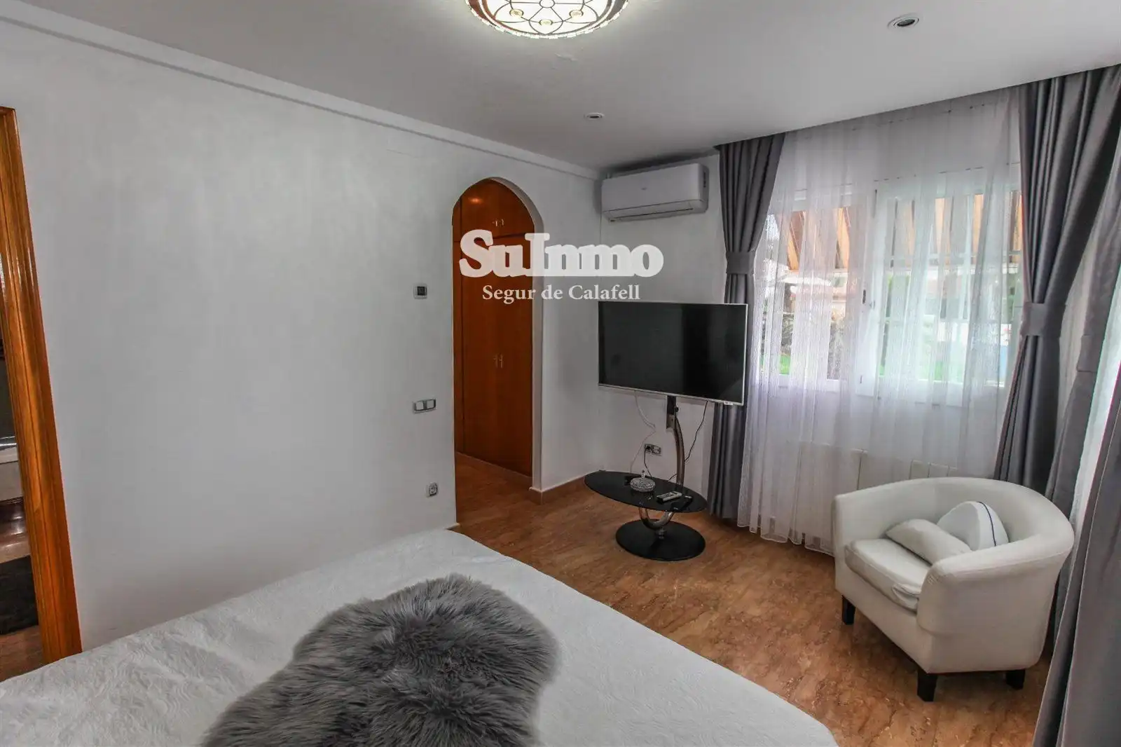 Dormitori de Casa o xalet en venda en Roda de Berà amb Calefacció, Terrassa i Piscina