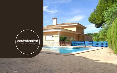 Exterior view of House or chalet for sale in Elda  with Air Conditioner, Private garden and Terrace