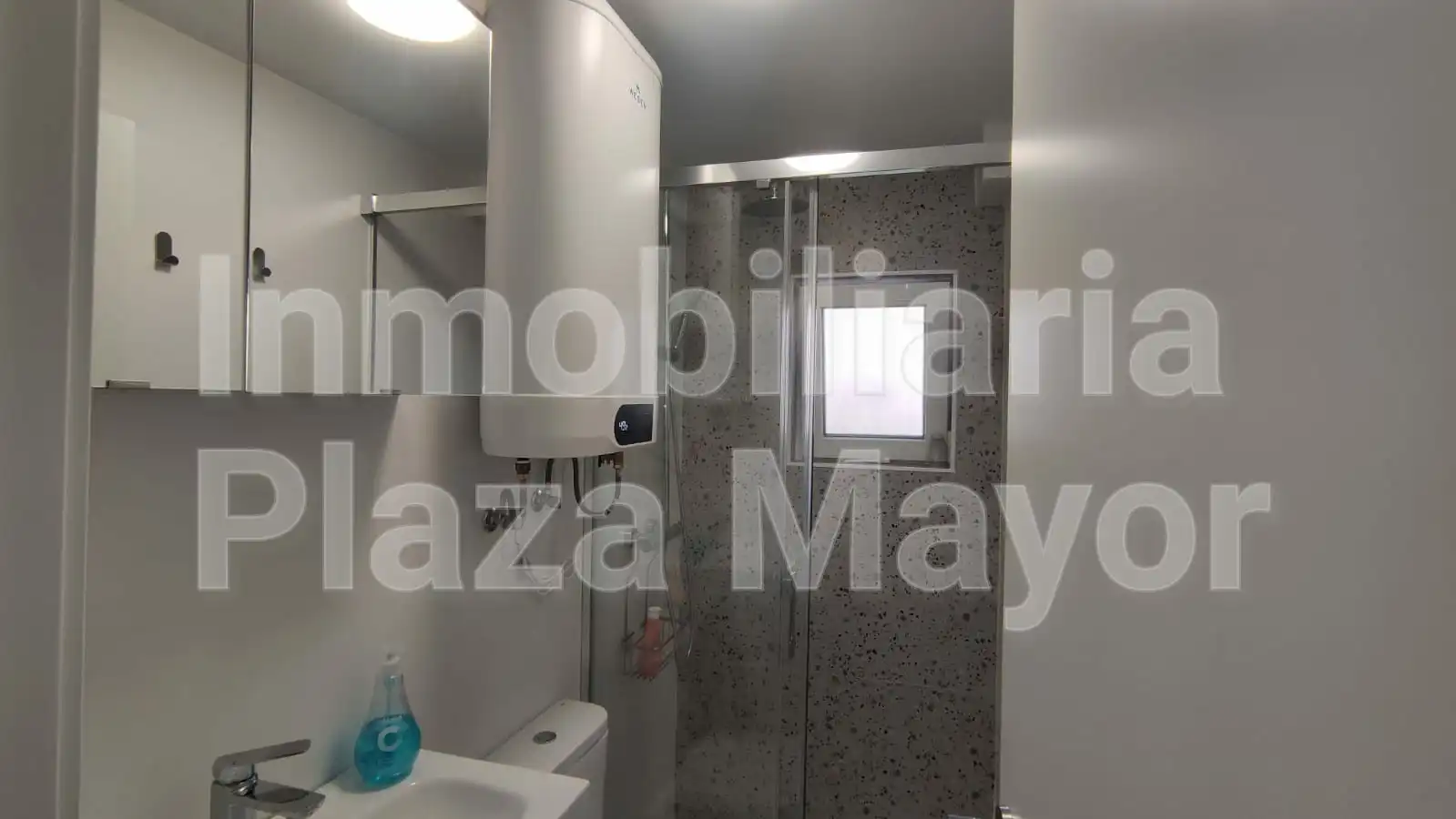 Baño de Piso en venta en Salamanca con Calefacción, Horno y Lavadora