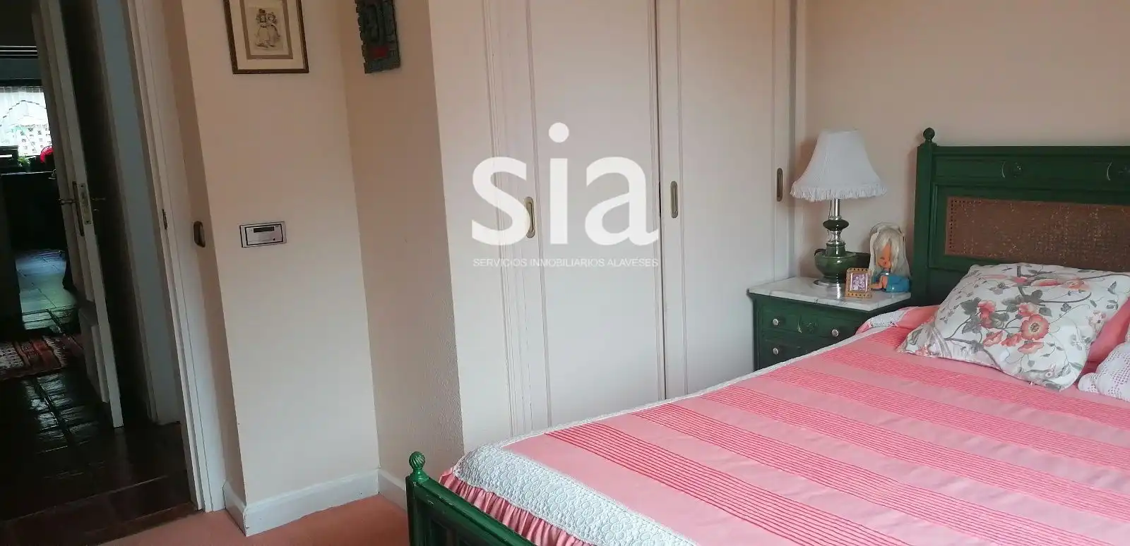 Dormitori de Casa o xalet en venda en Vitoria - Gasteiz amb Calefacció i Traster