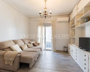 Sala d'estar de Apartament en venda en  Valencia Capital amb Aire condicionat i Balcó