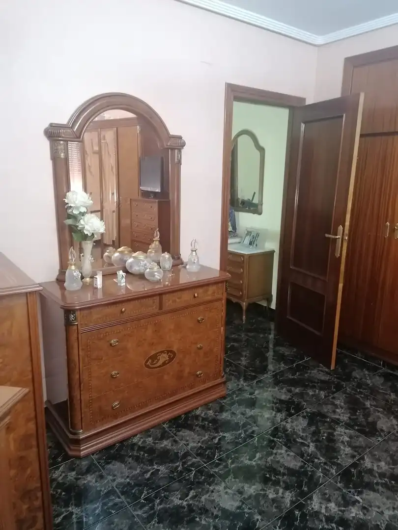 Schlafzimmer von Einfamilien-Reihenhaus zum Verkauf in Martos mit Klimaanlage, Heizung und Terrasse