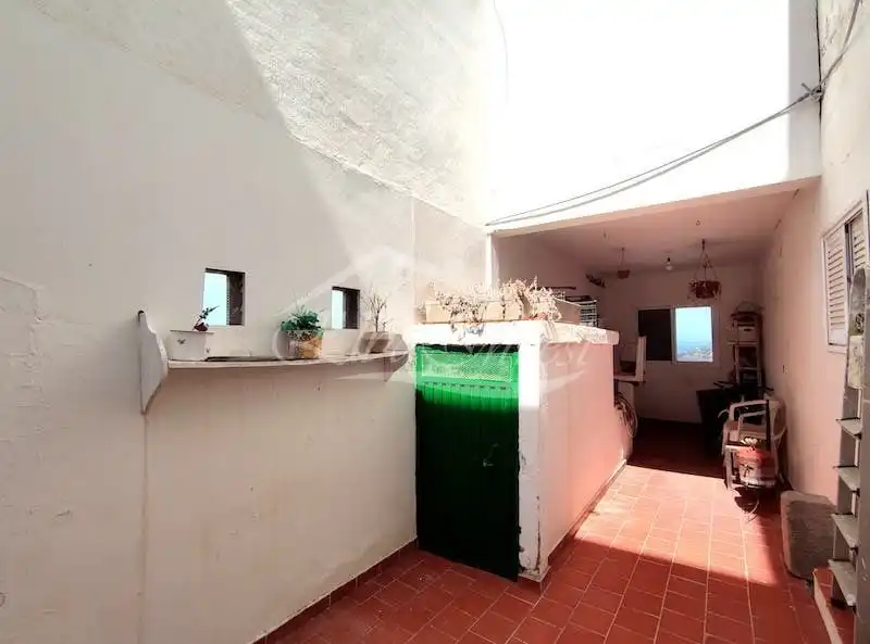 Cuina de Casa o xalet en venda en Guía de Isora amb Terrassa, Traster i Moblat