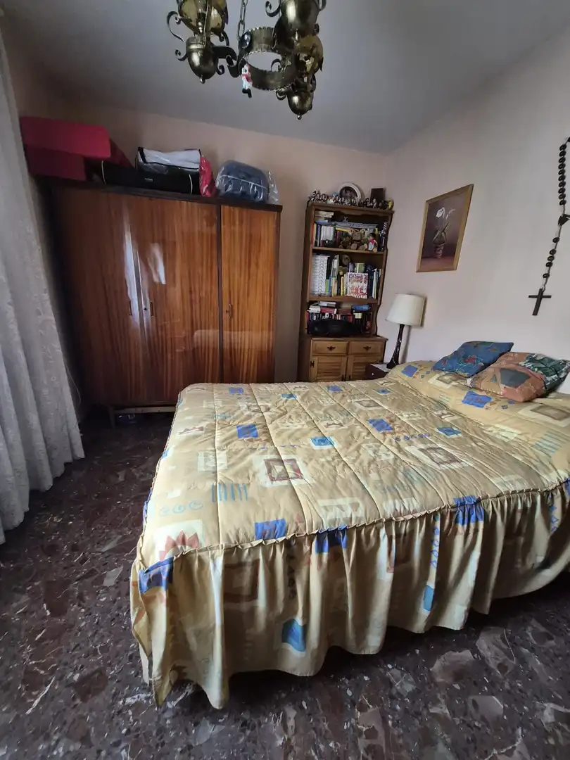 Habitación de Piso en venta en El Barraco  con Calefacción, Terraza y Amueblado