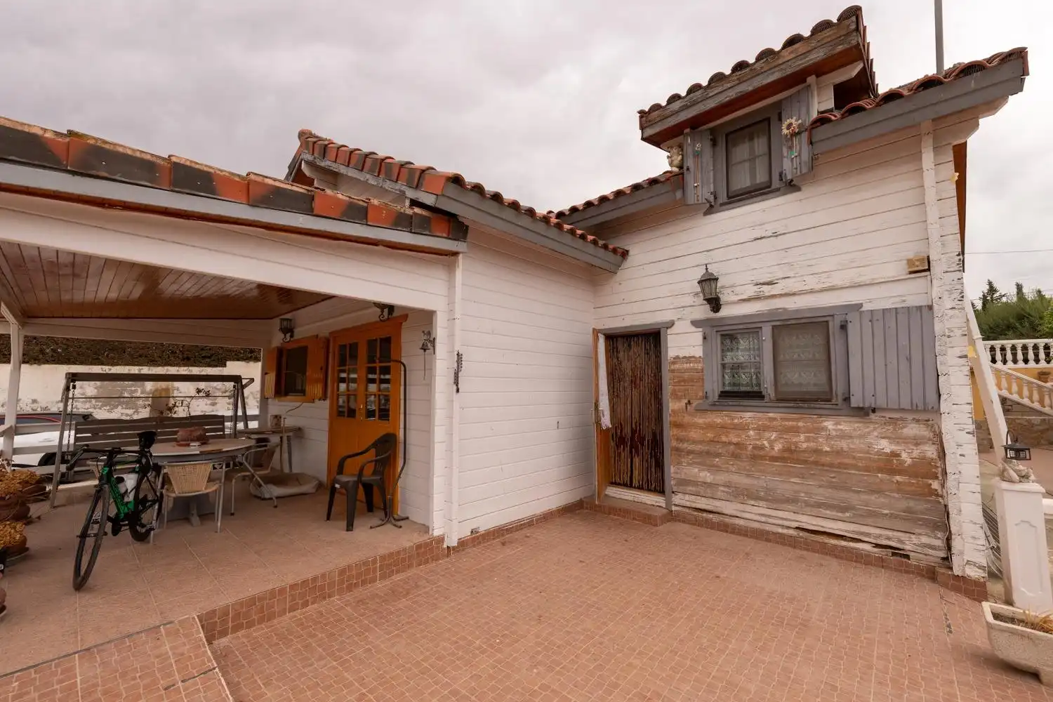 Vista exterior de Casa o xalet en venda en Alicante / Alacant amb Aire condicionat, Calefacció i Jardí privat
