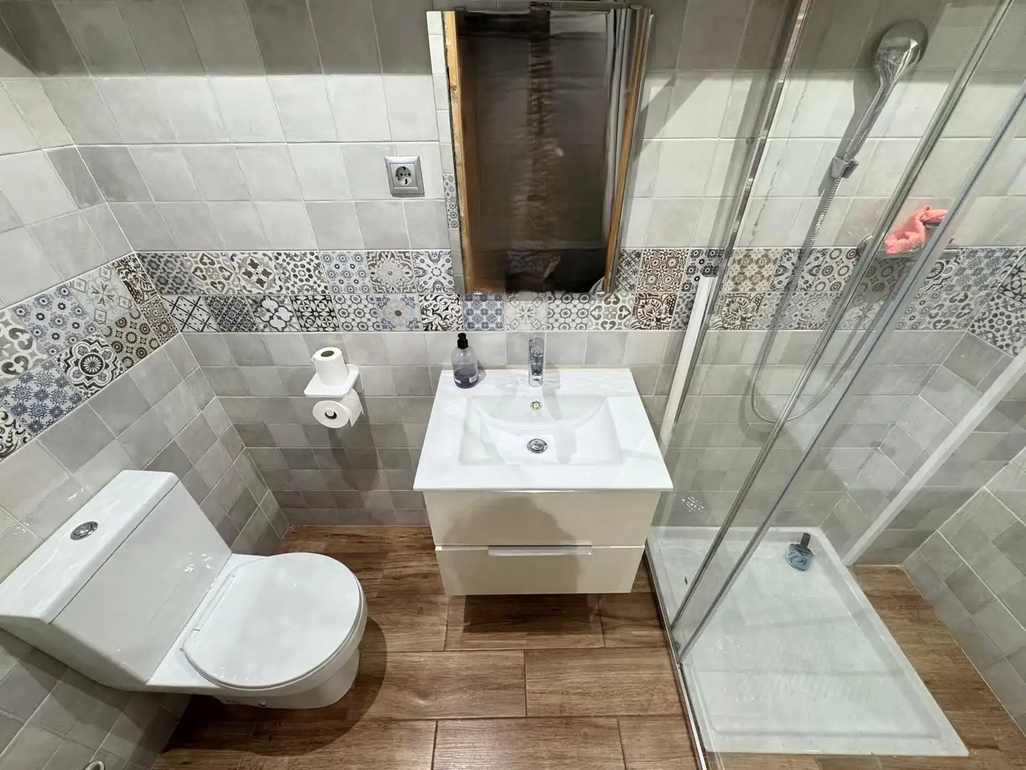 Baño de Casa adosada en venta en La Palma de Cervelló con Aire acondicionado, Calefacción y Parquet