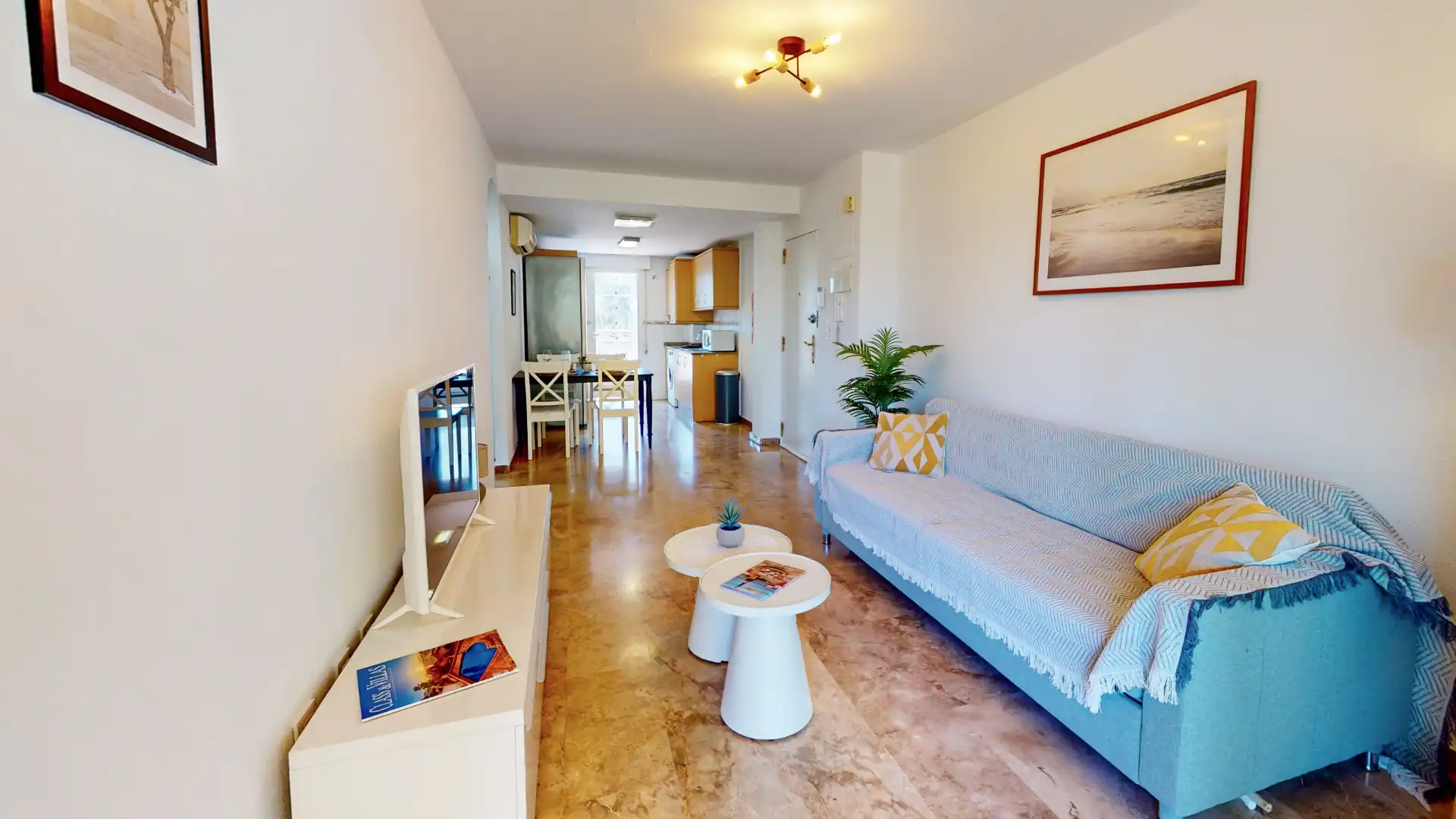 Sala de estar de Apartamento de alquiler en Dénia con Aire acondicionado, Calefacción y Terraza