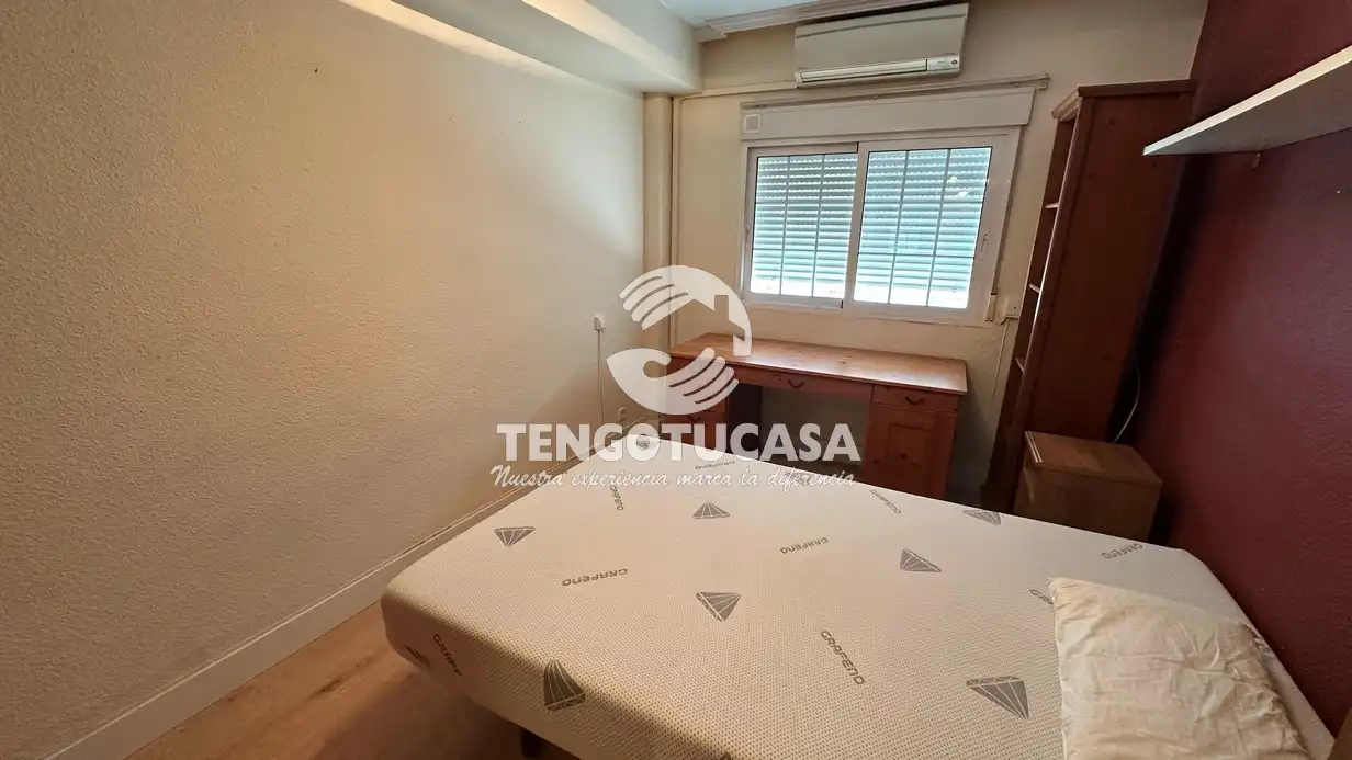 Bedroom of Flat for sale in Madrid  with Heating