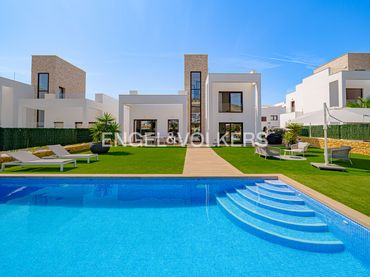 Villa avec piscine à vendre à Carrer d'Equador 8