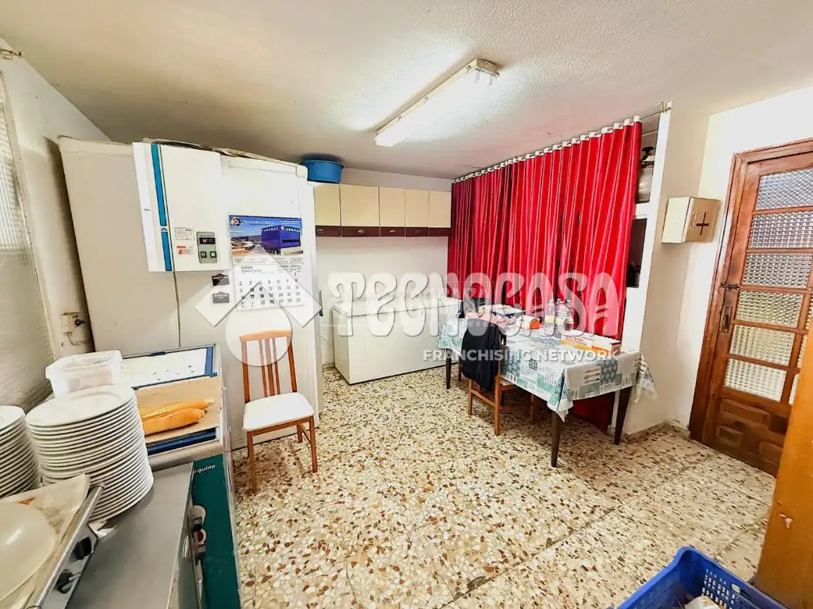 Cocina de Casa o chalet en venta en Torrejoncillo del Rey con Aire acondicionado, Calefacción y Jardín privado