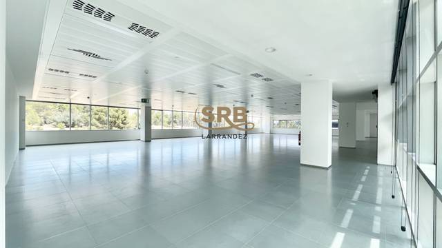 Oficina en Alquiler en Plaça de Xavier Cugat, 2 en Volpelleres