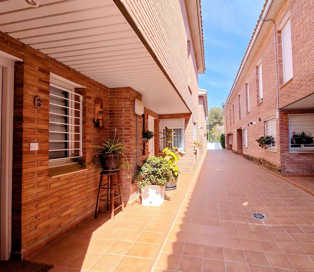 Vista exterior de Casa adosada en venta en Tarragona con Aire acondicionado, Calefacción y Jardín privado