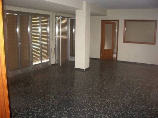 Oficina en Alquiler en Reina Victoria - Miguel Hernández