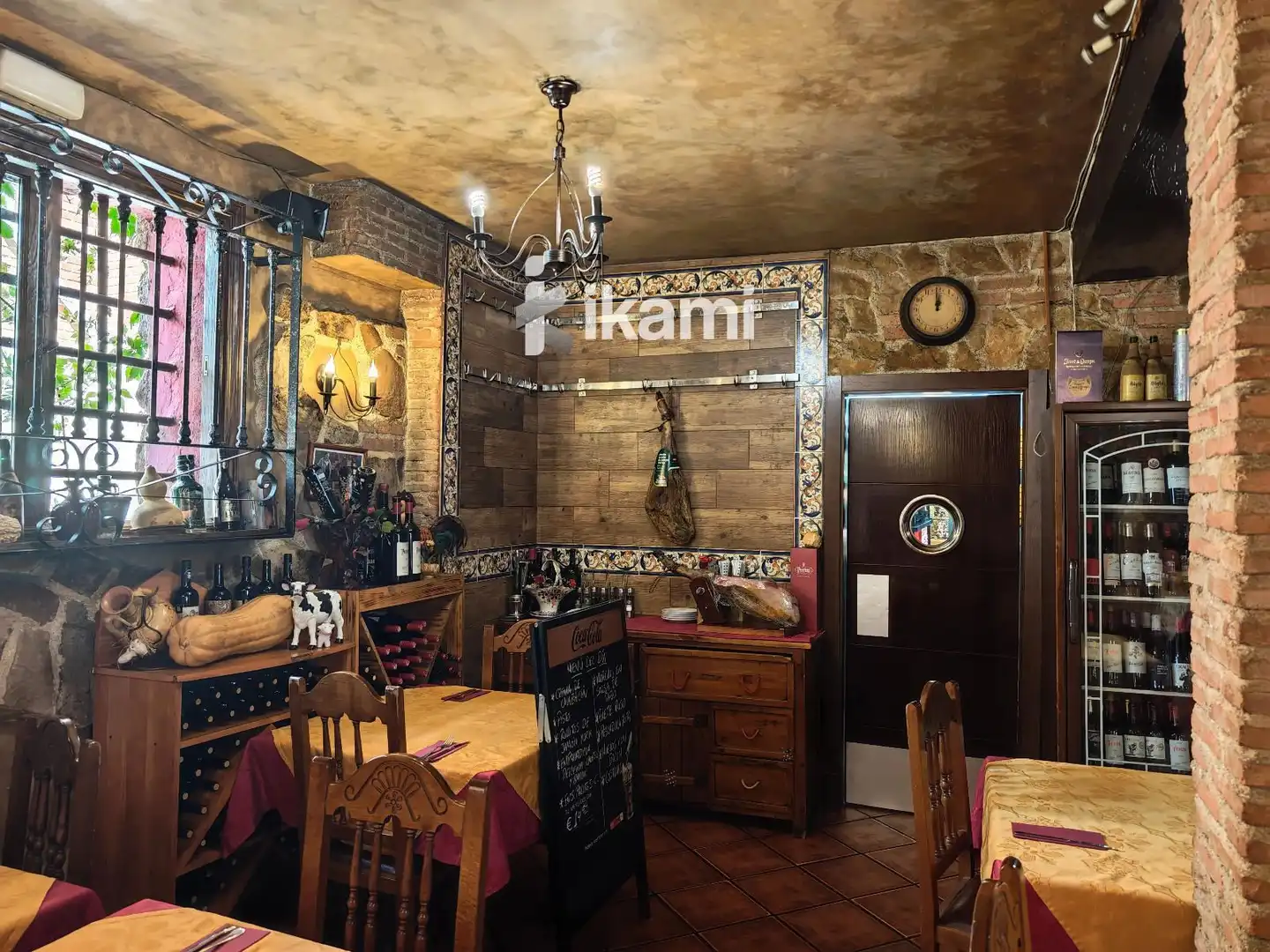 Local en venda en Madrid amb Terrassa, Moblat i Internet