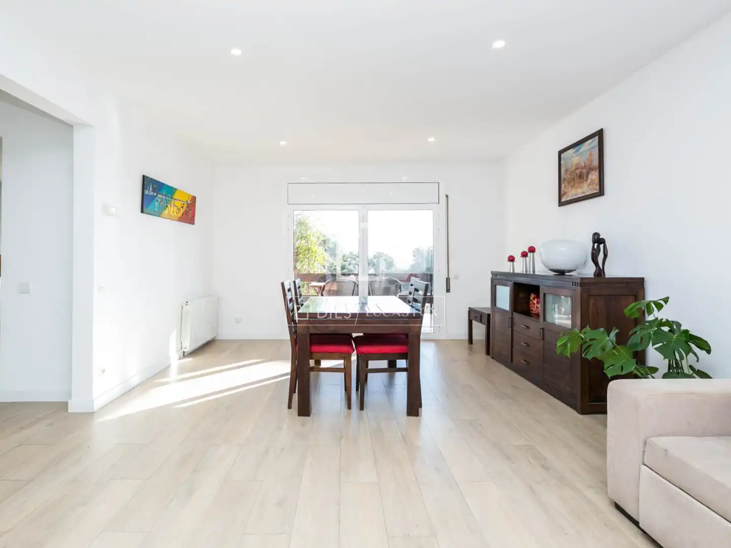 Dining room of Houses for sale in Castelldefels  with Air Conditioner, Private garden and Terrace