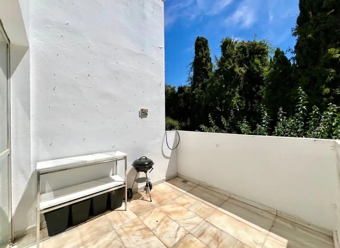 Apartment with pool for sale in Elviria - Cabopino, imagen 13