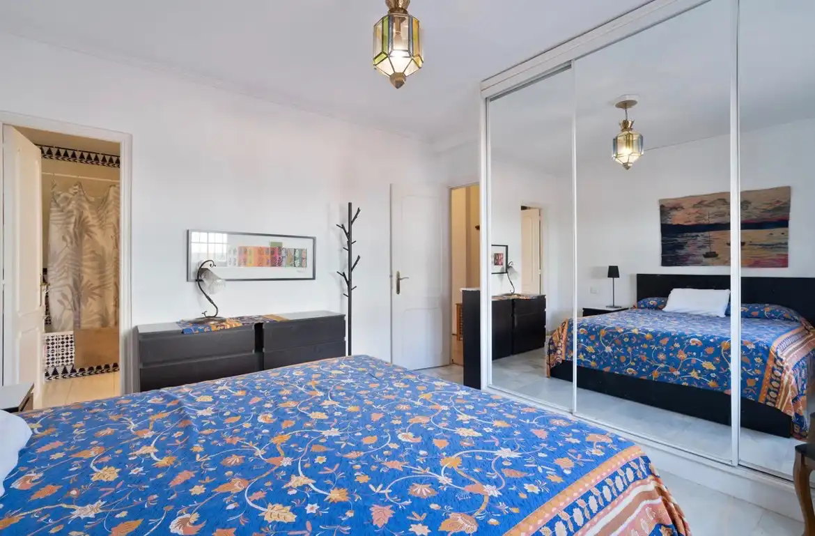 Habitación de Piso en venta en Benalmádena con Aire acondicionado, Terraza y Amueblado