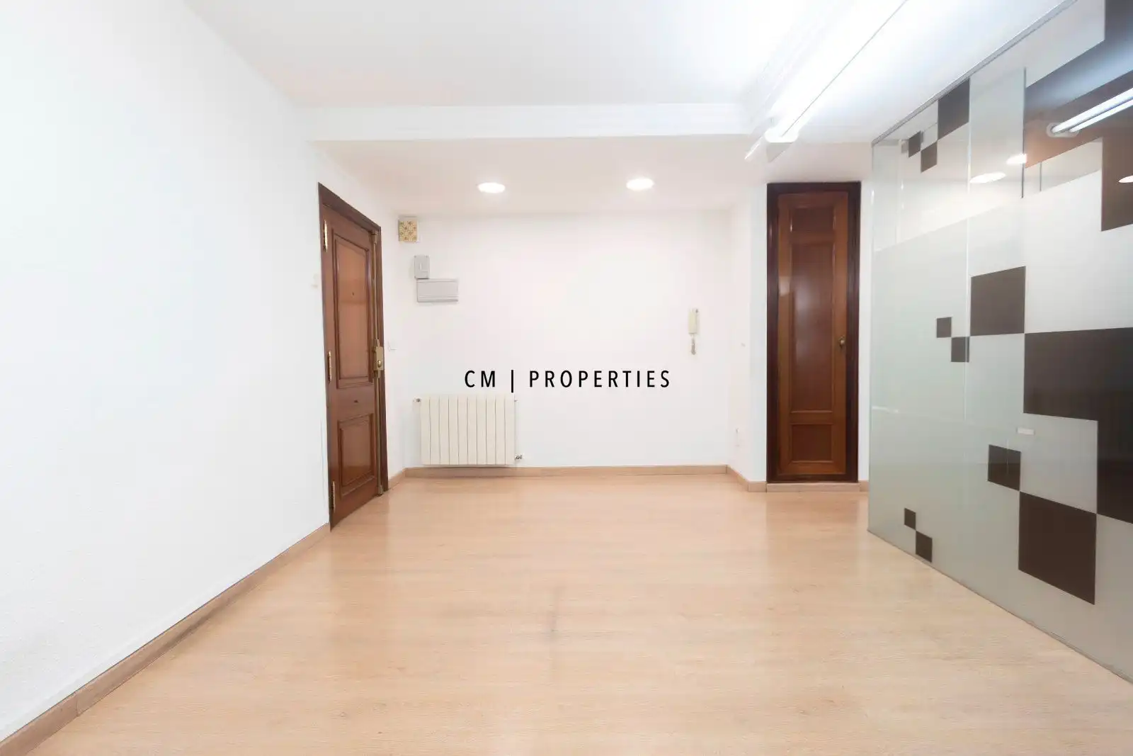 Wohnung zum Verkauf in Valencia mit Klimaanlage, Heizung und Parkett